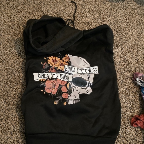 Black hooded sweatshirt - Picture 2 of 3